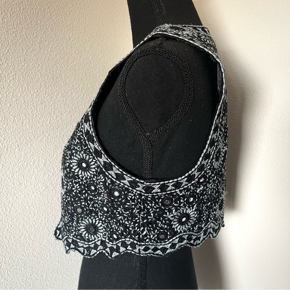Free People Black and White Patterned Vest - Picture 5 of 9